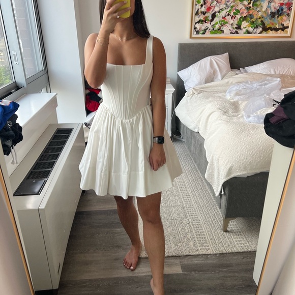 Staud Landscape dress in white , size 6 - Picture 2 of 3